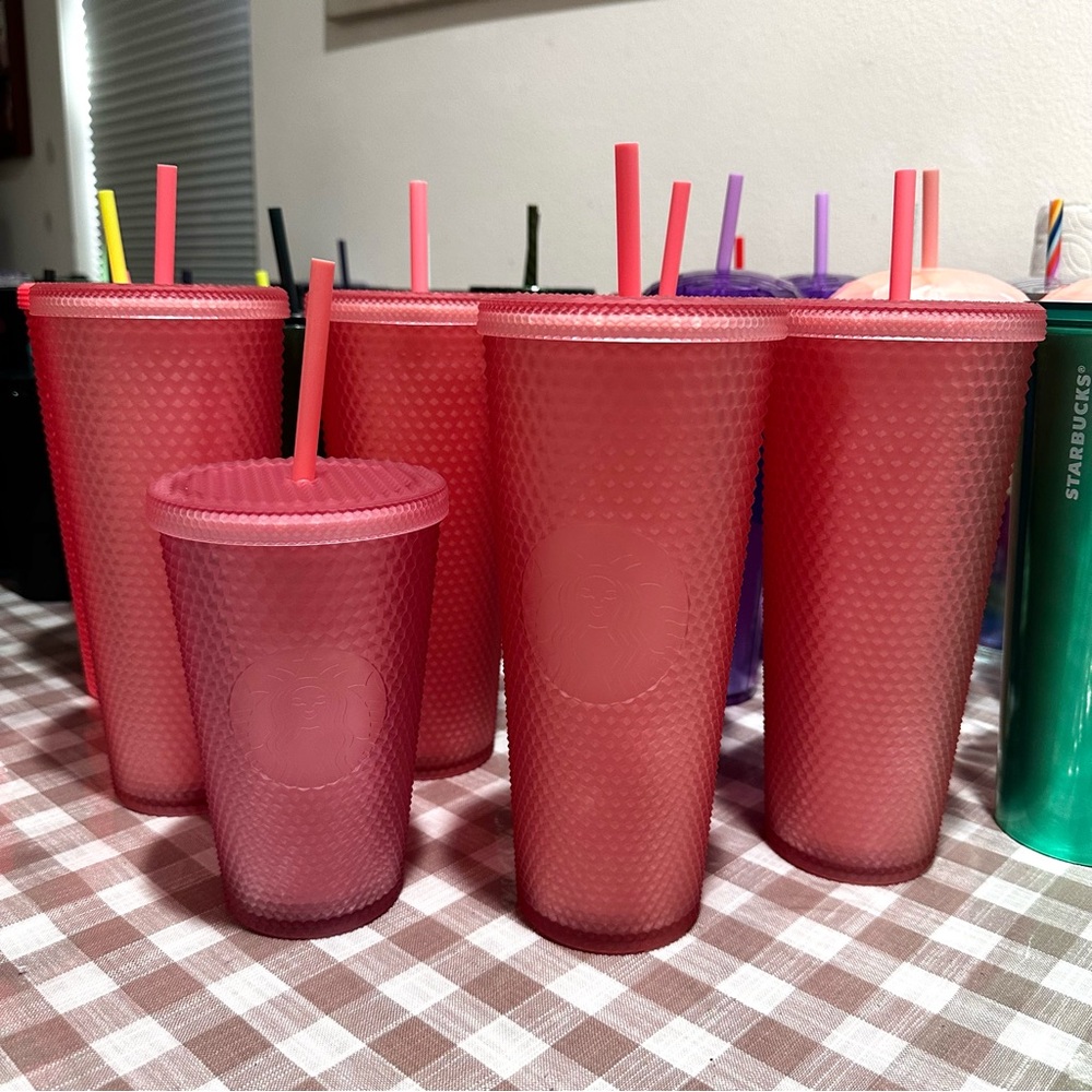 Pink studded trenta cup